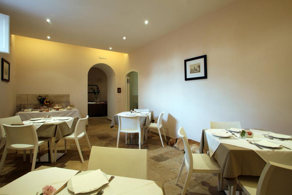 Foresteria Pellegrino Andria Exterior photo